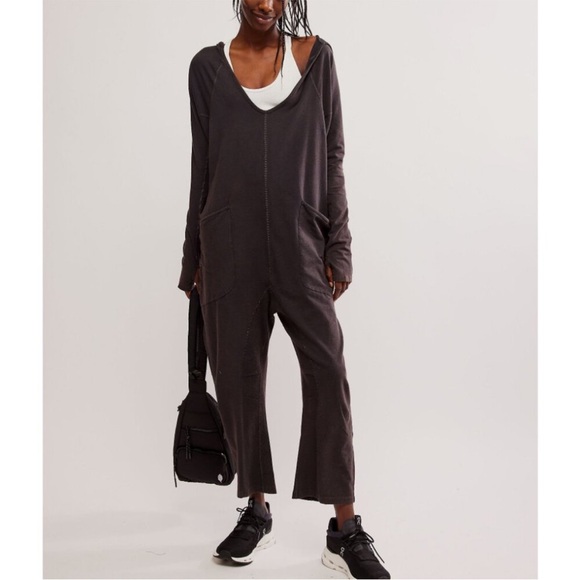 Free People FP Movement Hot Shot Long Sleeve Hooded V Neck Oversized Onesie - Picture 5 of 11